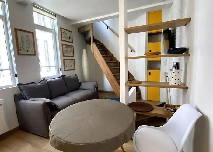 Semesterbostad Maisonnette Charme Vieux ! Lille